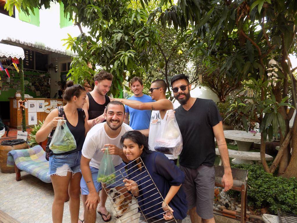 The Oasis Hostel (Adults Only) Μπανγκόκ Εξωτερικό φωτογραφία